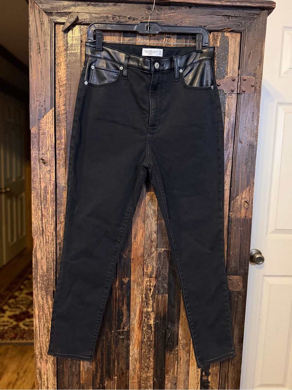 Abercrombie & Fitch Super Skinny Ankle Jeans 31 Black High Rise Faux Leather